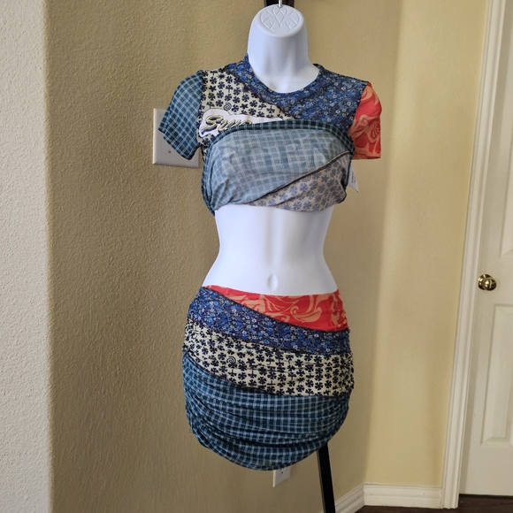 Miaou Green Paloma Elsesser Edition Skirt/T-Shirt Set - Picture 3 of 12